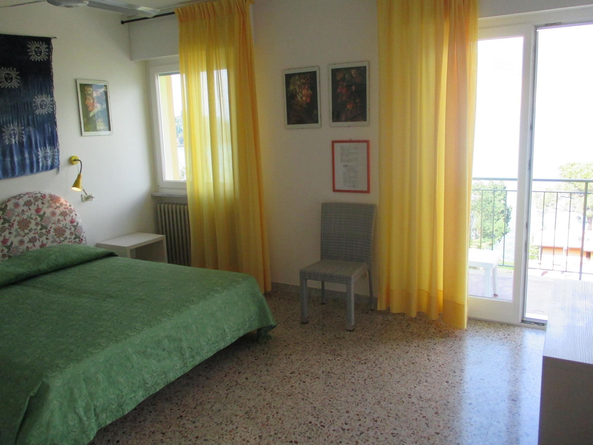 Hotel Casa Popi Мальчезине Экстерьер фото